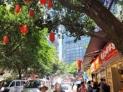 -八一路好吃街(雨田商务大厦店)