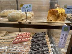 -奈雪的茶(百盛店)