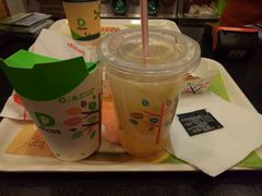 -德克士(虹桥火车站店)