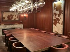 -恰餐厅及酒吧 CHAR Bar & Grill (北京丽都皇冠假日店)