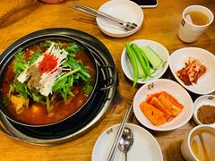 -喇喇排骨火锅·传统韩式脊骨汤(望京西园总店)