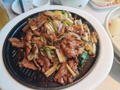 经典葱爆小羔羊肉-悦融·京鲁菜·露台花园(安定门店)