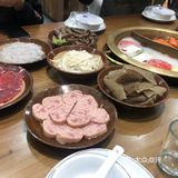 公司不远，下班和同事一起来吃的，位置很好找