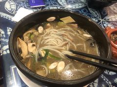 -桥香园过桥米线(国贸店)