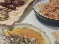 -老街烧烤大排档·地道湖北菜·龙虾馆(汉口火车站店)