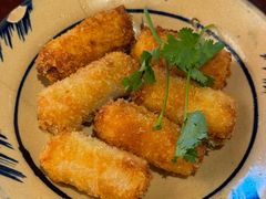 -Cuc Gach Quan Restaurant