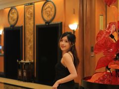 -深圳富苑皇冠假日套房酒店