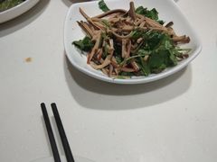 -上海阿潘舟山海鲜店(东宝兴路店)