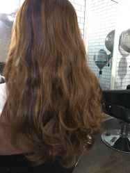 -明洞造型精品烫染