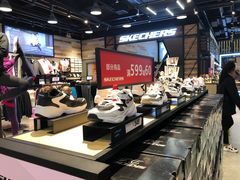 -SKECHERS 斯凯奇(上海国际时尚中心店)