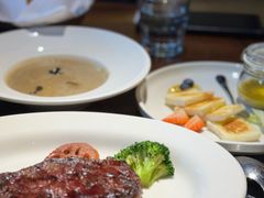 -食间牛排(湖西路店)