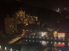-大连君悦酒店 · VIVA(星海广场店)