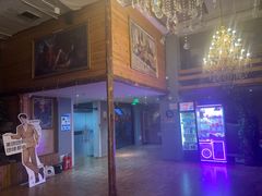 -明日世界密室轰趴·剧本桌游·箭馆团建(国贸店)