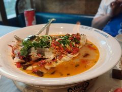 -坛宗剁椒鱼头(河西王府井店)