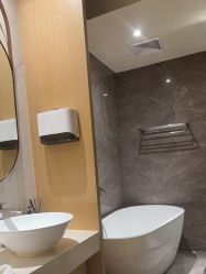 -香港倾城国际·美容美体中心