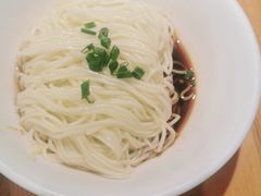 -诚铭记·虾仁汤包·成都小吃(融创店)