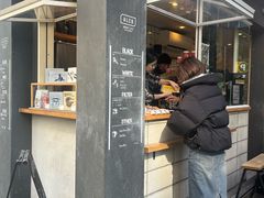 -ABOUT LIFE COFFEE BREWERS