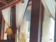 -八府香鸭·啫啫煲(华山路店)