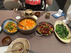 炝炒地瓜叶-山石榴·贵州菜(陆家嘴中心店)
