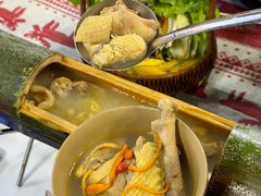 -刘姐啤酒鱼民族演艺餐厅(西街总店)