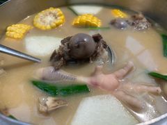-肥仔文澳门猪骨煲(南京西路店)