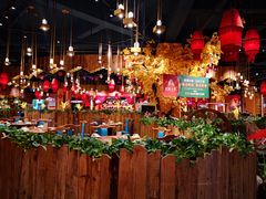 -老滇山寨•云南特色菜•地方菜•民族风情歌舞表演(金碧店)