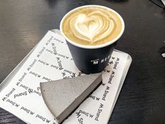 -M Stand(凯德乐峰广场店)