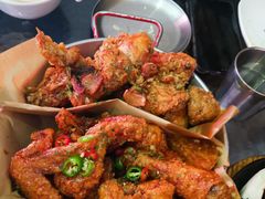 炸鸡翅一半一半-富乐满韩国正宗炸鸡韩国料理(虹泉路店)