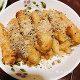 图四，昨晚包饺子包到12点半，终于把一脸盆的肉包完了