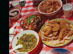 -辣小鲜·南昌大排档(船山路店)