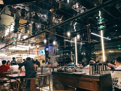 大堂-捞王锅物料理(上海世茂广场店)