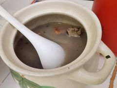 -阿瓦山寨·湘菜现炒·剁椒鱼头王(咸阳总店)