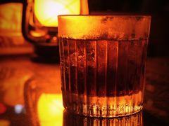 -城墙外BAR