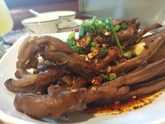 -瓜西西重庆火锅(花溪店)