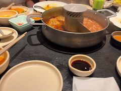 -瑞虹新天地月亮湾