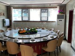 -宾朋海鲜特色美食餐厅·纯手工鲅鱼水饺(兴海路店)