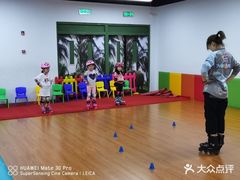 -云霄之星少儿滑板轮滑跳绳(远洋未来广场店)