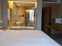 -南阳建业森林半岛假日酒店