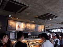 -星巴克臻选(宁波天一广场店)