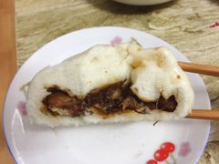 酱肉包子-袁大头包子(光华路店)
