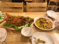 -J Daeng Seafood