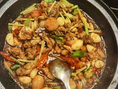 鲜辣牛蛙-独一处·物新集市(红谷滩店)