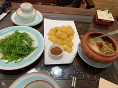 -阿鹏故事云南野生菌火锅(人民路店)