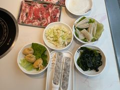 -德林酸菜鱼火锅(南丹店)