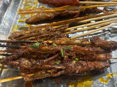 鸭舌-何师烧烤(龙游路西段店)