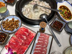 -四季缤纷椰子鸡(雨花亭凯德广场店)