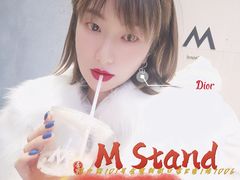 -M Stand(南京新街口金鹰店)