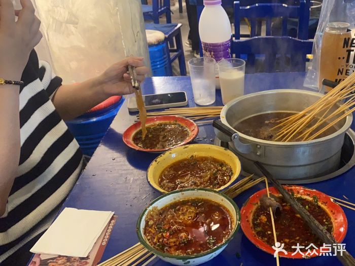 马路边边串串香(大成路店)图片