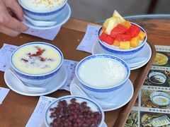 红豆莲子双皮奶-周大娘牛乳(旧寨古村总店)