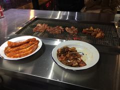 -马路牙子地桌烤肉(工体店)